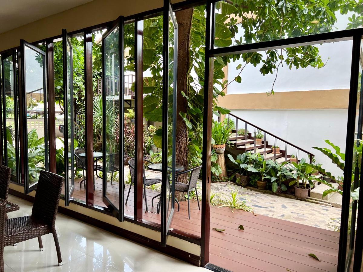 Hotel La Villa Хон Каен Экстерьер фото